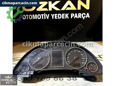 Audi A4 Gösterge Saati çıkma parça