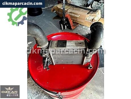 Audi A4 Intercooler Borusu çıkma parça
