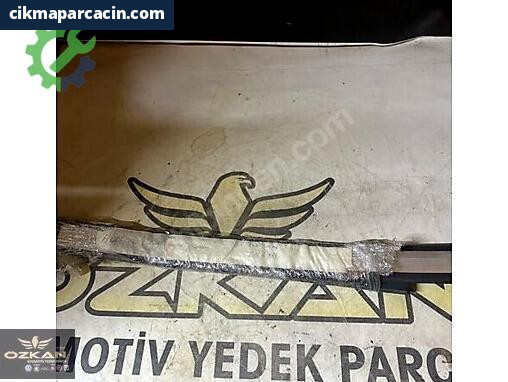 Audi A4 Basamak çıkma parça