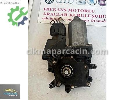 Audi A4 Ön Cam Motoru çıkma parça