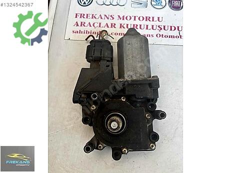 Audi A4 Ön Cam Motoru çıkma parça