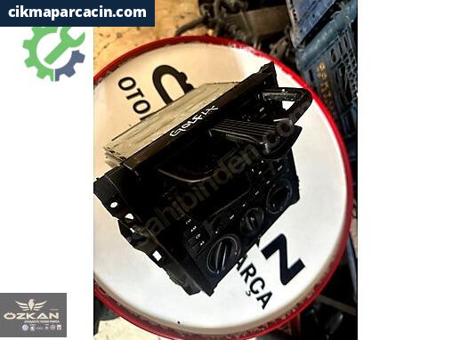 Audi A4 Klima Kontrol Paneli çıkma parça