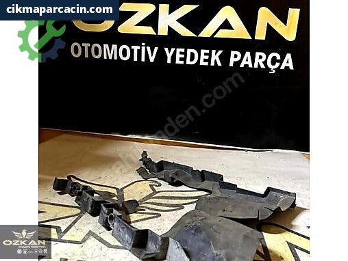 Audi A4 Bakalit çıkma parça