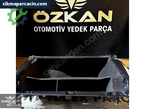 Audi A4 Torpido çıkma parça