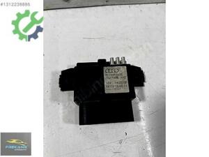 Audi A4 Benzin Pompa Rolesi Çıkma Orijinal 8K0906093E