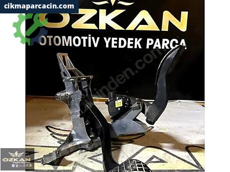 Audi A4 Fren Pedalı çıkma parça