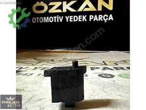 Audi A4 , S4 , ( B7 Kasa ) Far , Uzaklık , Ayar Düğmesi Çıkma