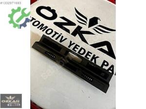 Audi A6 C6 Dörtlü Flaşör ESP Tuş Paneli Çıtası 4F0941518