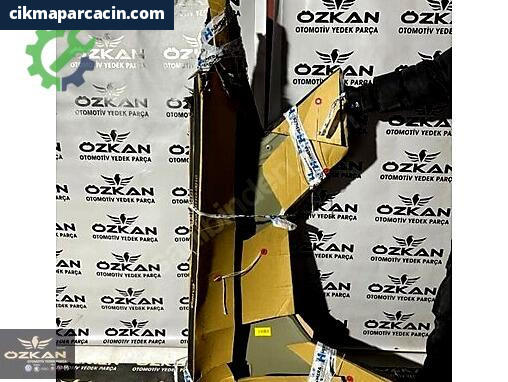 Audi A6 Çamurluk çıkma parça