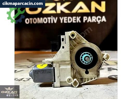 Audi A6 Arka Cam 4F0959801A çıkma parça