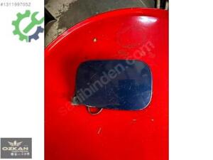 Audi a4 b6 depo kapağı
