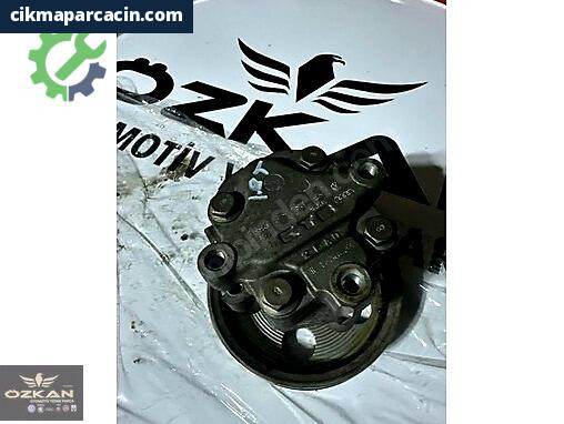 Audi A4 Direksiyon Pompası 8E0145153 çıkma parça