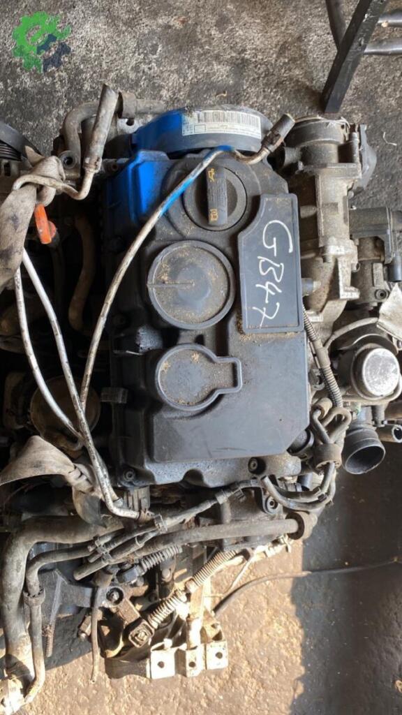 Volkswagen Caddy Komple Motor çıkma parça