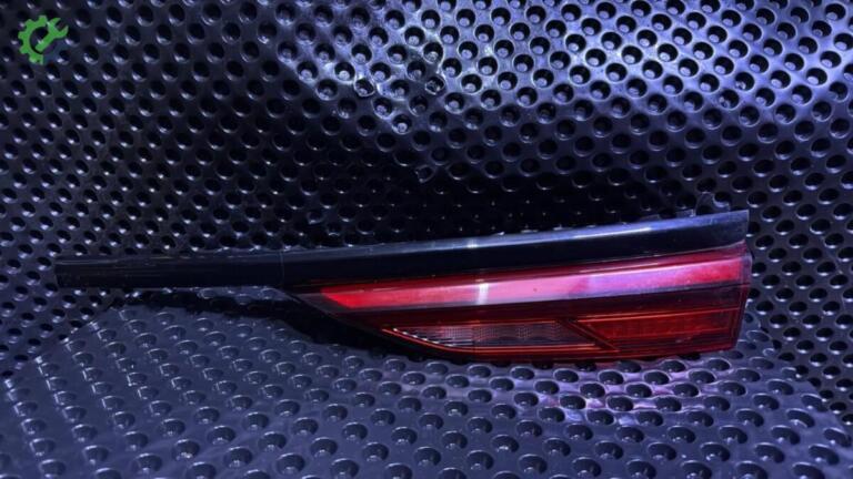 BMW 2 Serisi Sağ İç Stop çıkma parça
