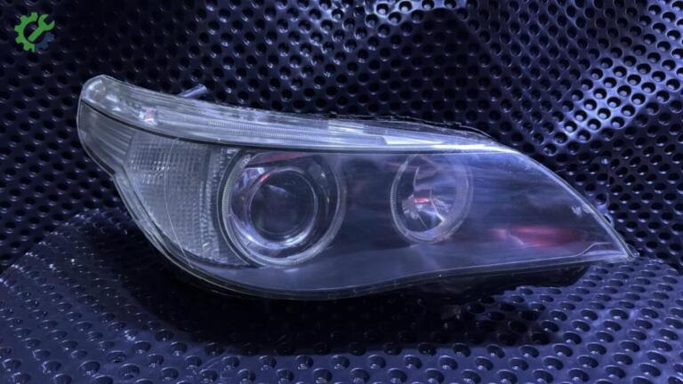BMW 5 Serisi Far çıkma parça