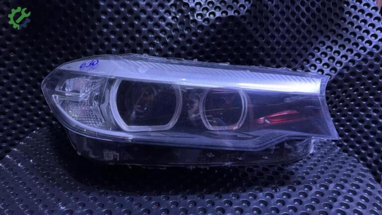 BMW 5 Serisi Far çıkma parça