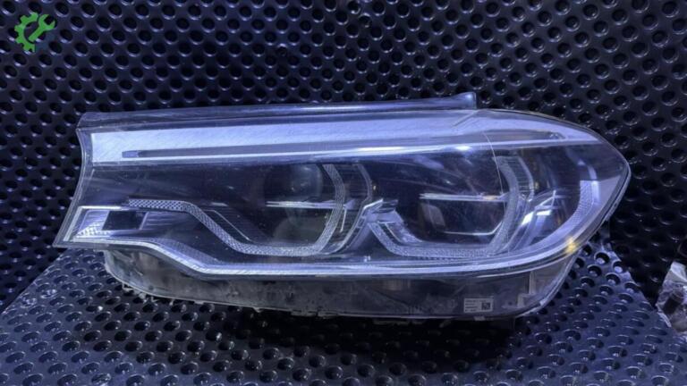 BMW 5 Serisi Far çıkma parça