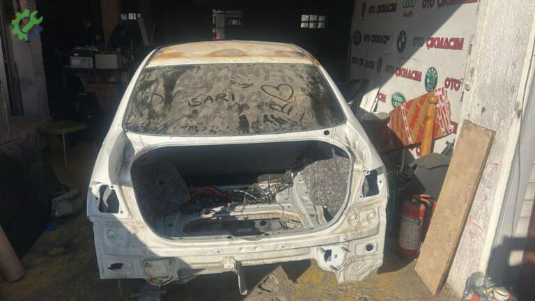 BMW 3 Serisi çıkma parça