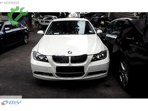 BMW 3 Serisi Sağ Çamurluk çıkma parça