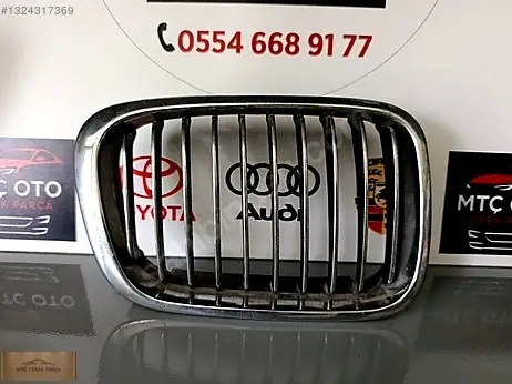 BMW 5 Serisi Ön Panjur çıkma parça