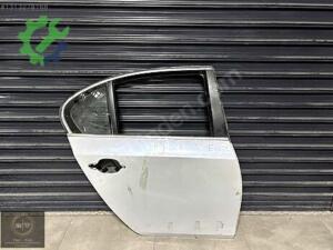 BMW 5 SERİSİ E60 SAĞ ARKA KAPI BEYAZ