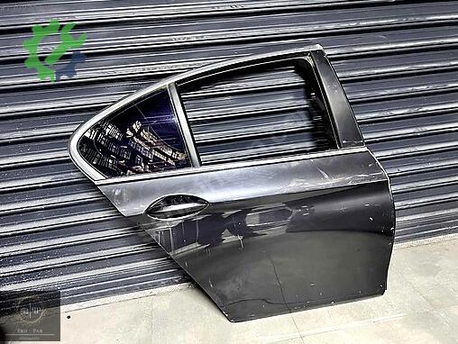BMW 5 Serisi Sağ Arka Kapı çıkma parça