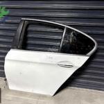 BMW 5 SERİSİ F10 SOL ARKA KAPI BEYAZ