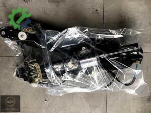 BMW 5 SERİSİ F10 SOL ÖN KAPI CAM KRİKOSU