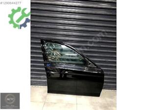BMW 5 SERİSİ G30 SAĞ ÖN KAPI SİYAH