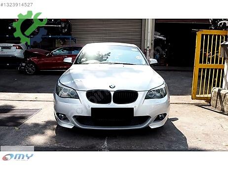 BMW 5 Serisi Sağ Ön Far çıkma parça