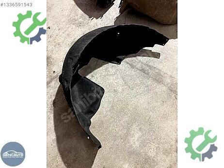 BMW 1 Serisi Davlumbaz çıkma parça