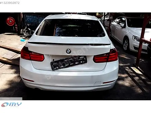 BMW 3 Serisi Ön Far çıkma parça