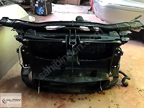 BMW 3 Serisi Radyatör çıkma parça