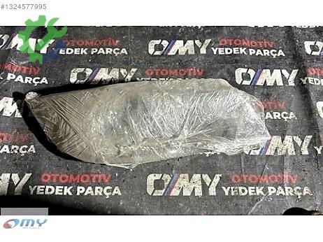 BMW 3 Serisi Sağ Ön Far çıkma parça