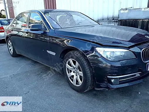 BMW 7 Serisi Silindir Kapak çıkma parça