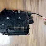 BMW F10 KAPI VAKUMU SOL ARKA SÖKME ORJİNAL 4153310400
