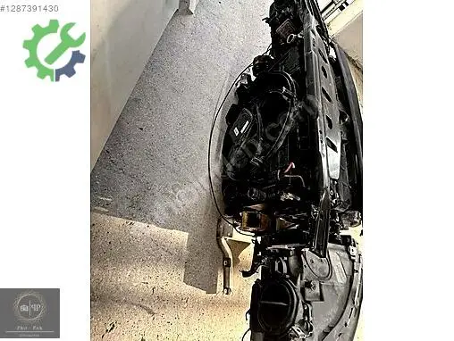 BMW 5 Serisi Ön Çamurluk çıkma parça