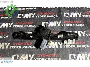 BMW F30 SOL ÖN CAM MOTORU VE CAM MEKANİZMASI (UT2))