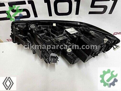 BMW 3 Serisi Sağ Ön Far çıkma parça