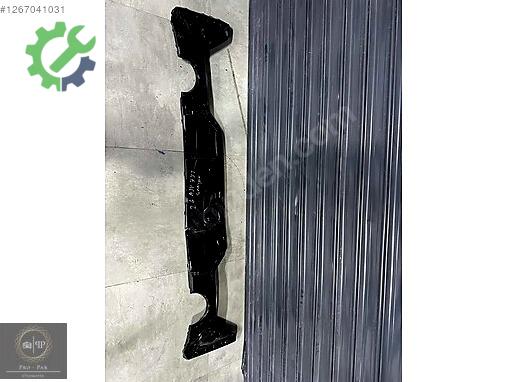 BMW 3 Serisi Arka Tampon çıkma parça