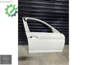 BMW G30 BEYAZ SAĞ ÖN KAPI