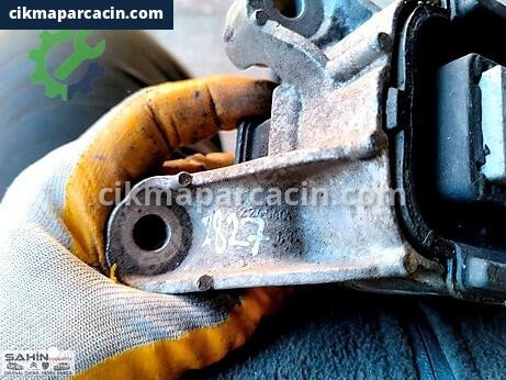 Mini Cooper Şanzıman Kulağı çıkma parça