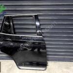 BMW X4 F26 2014-2018 SAĞ ARKA KAPI SİYAH