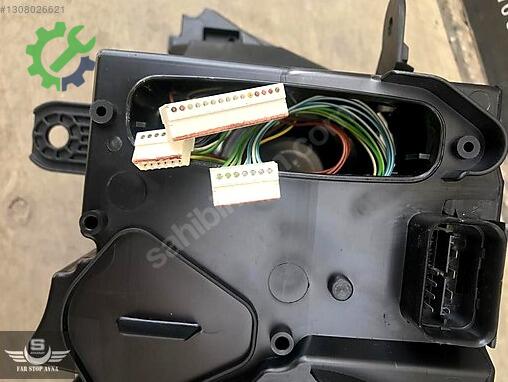 BMW X3 Sağ Ön Far çıkma parça