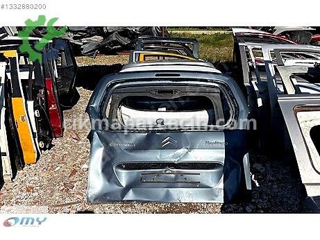 Citroen Berlingo Bagaj Kapağı çıkma parça