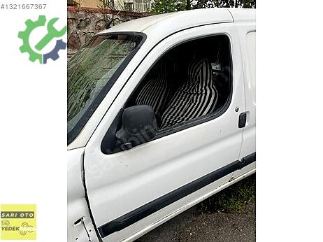Citroen Berlingo Sol Ön Kapı çıkma parça