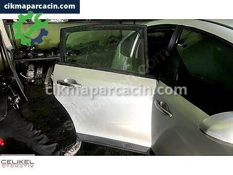 Citroen C4 Sağ Arka Kapı çıkma parça