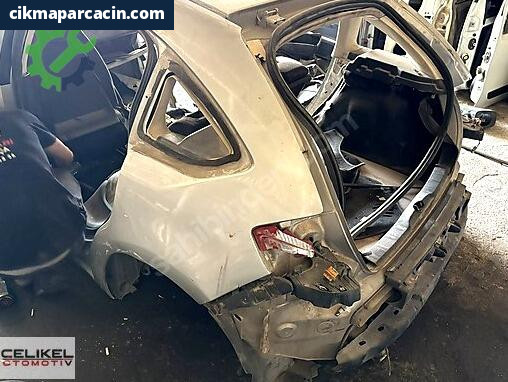 Citroen C4 Sol Arka Çamurluk çıkma parça