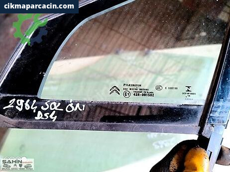 DS Automobiles DS 4 Kelebek Camı çıkma parça