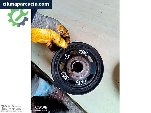 Peugeot 301 Krank Kasnağı çıkma parça